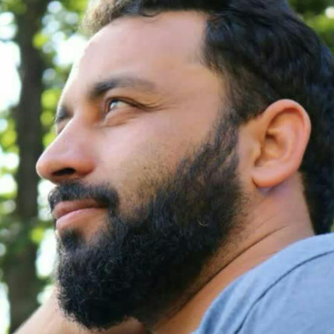 حسن اسدی